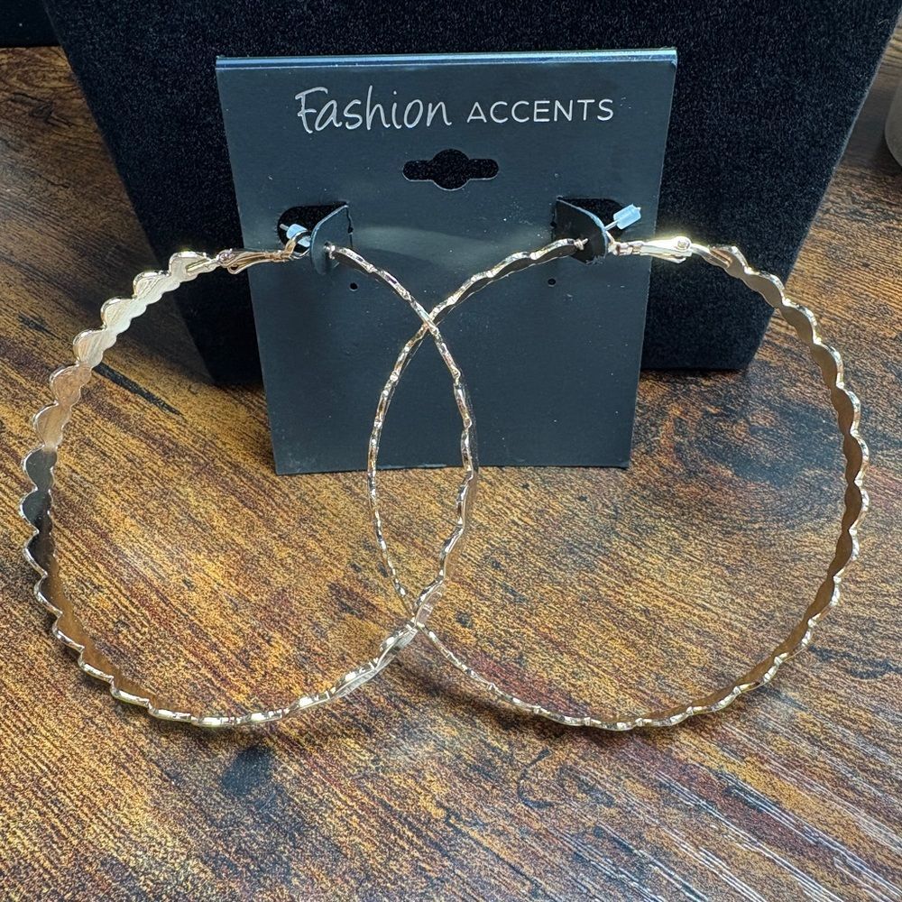 Chic Gold-Tone Hoop Earrings
